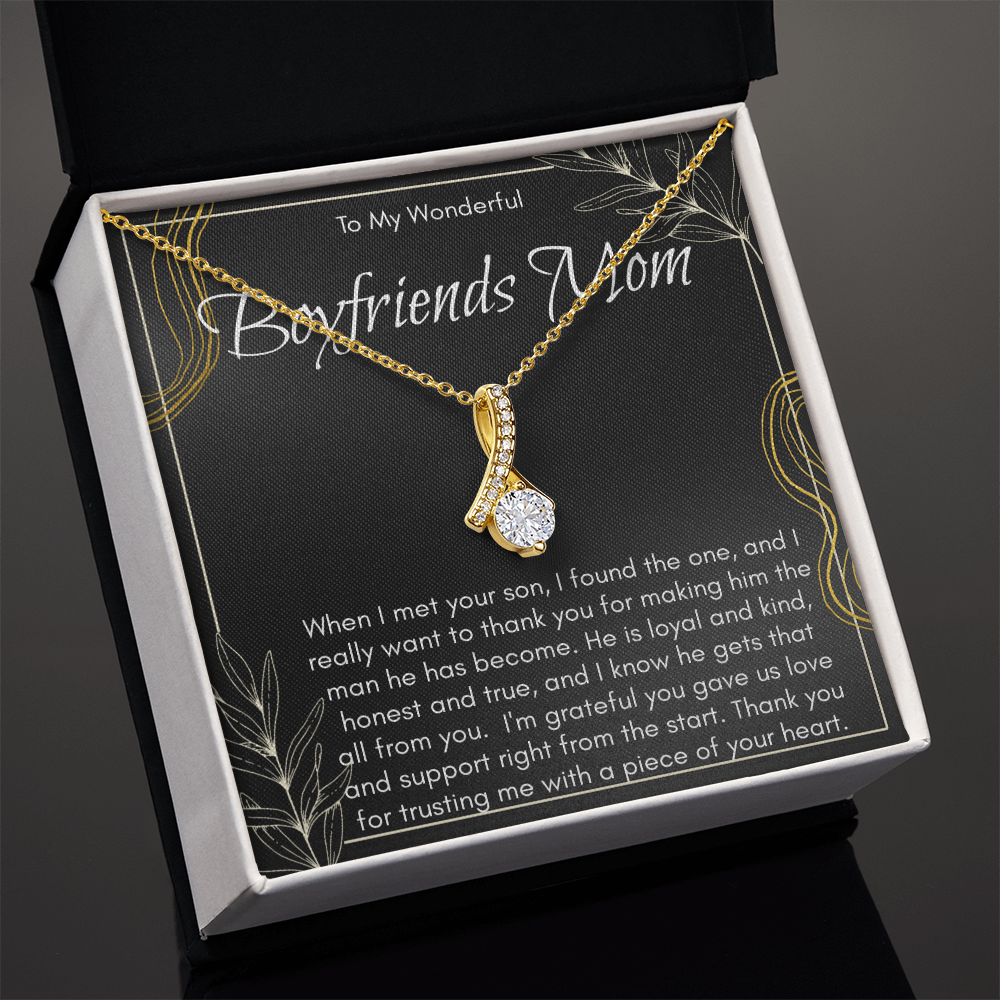 Gift Necklace For Boyfriends Mom
