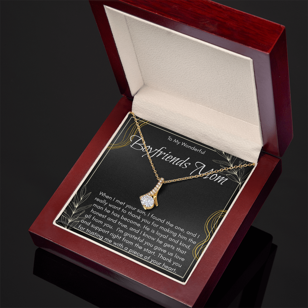 Gift Necklace For Boyfriends Mom
