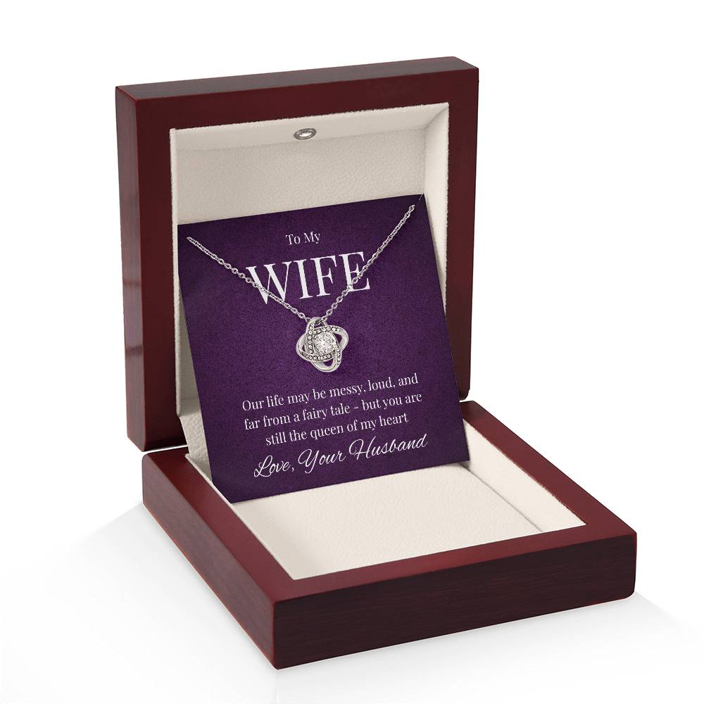 Necklace For Wife, The Queen Of Your Heart