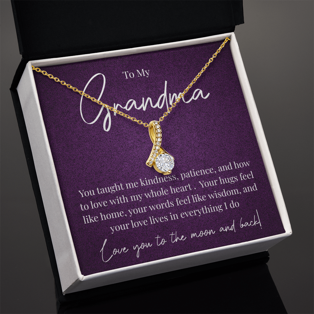 Heartfelt Grandma Necklace — A Message She'll Treasure Forever