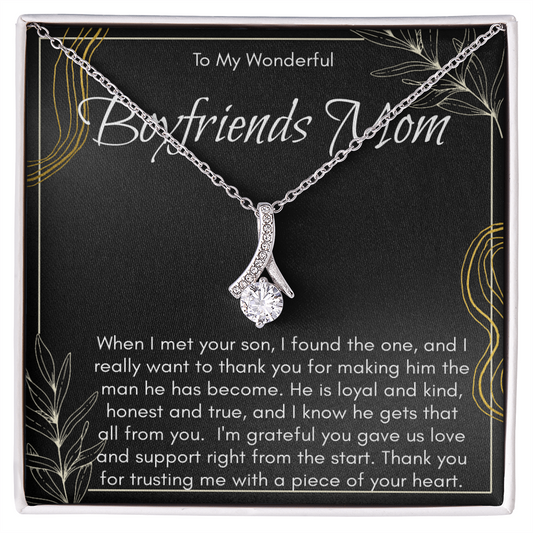 Gift Necklace For Boyfriends Mom