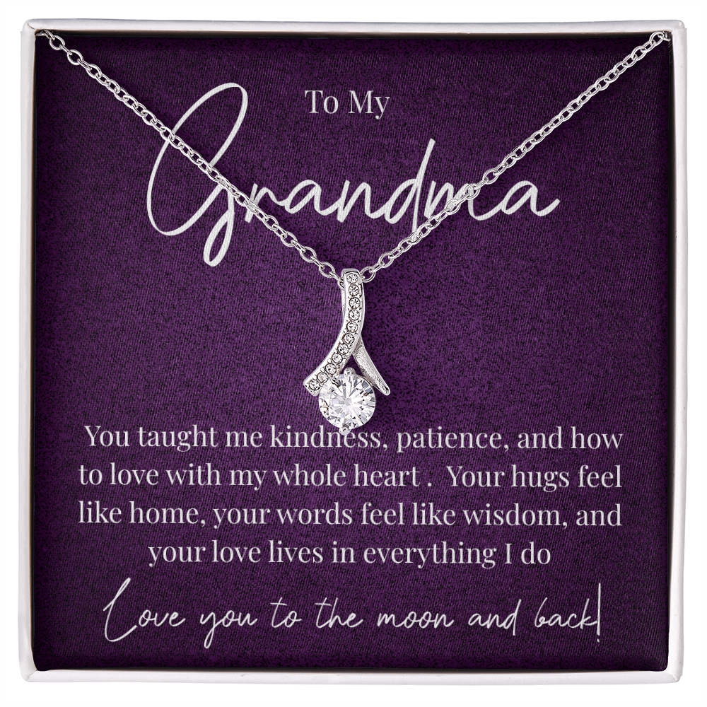 Heartfelt Grandma Necklace — A Message She'll Treasure Forever