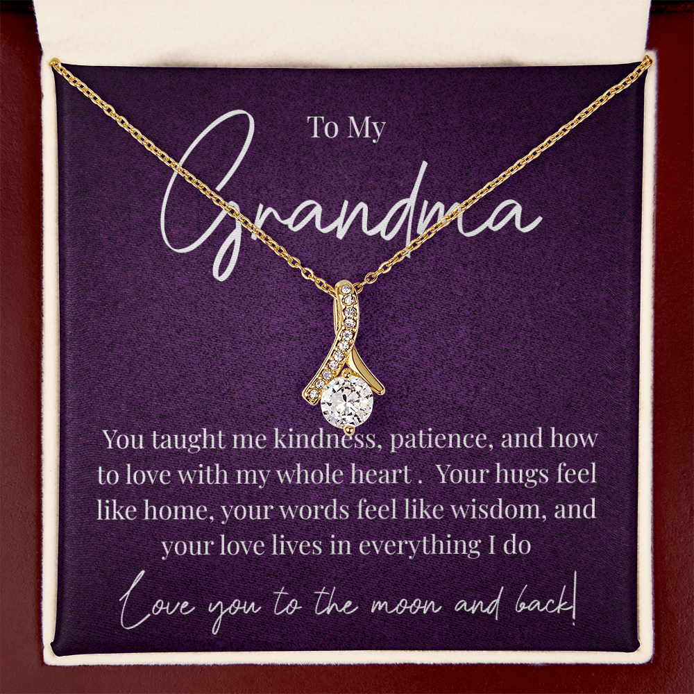 Heartfelt Grandma Necklace — A Message She'll Treasure Forever