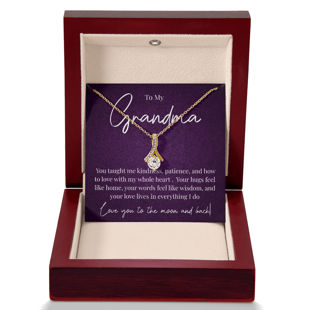 Heartfelt Grandma Necklace — A Message She'll Treasure Forever