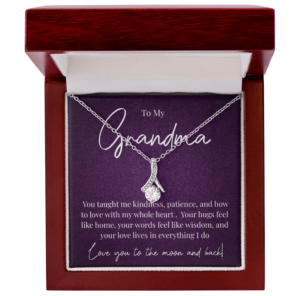 Heartfelt Grandma Necklace — A Message She'll Treasure Forever
