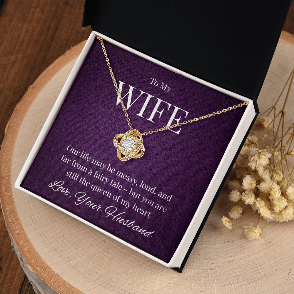 Necklace For Wife, The Queen Of Your Heart