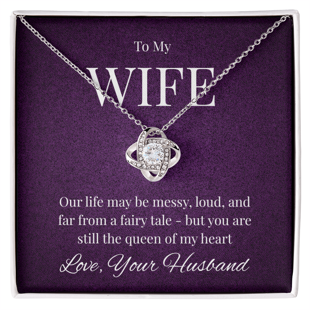 Necklace For Wife, The Queen Of Your Heart