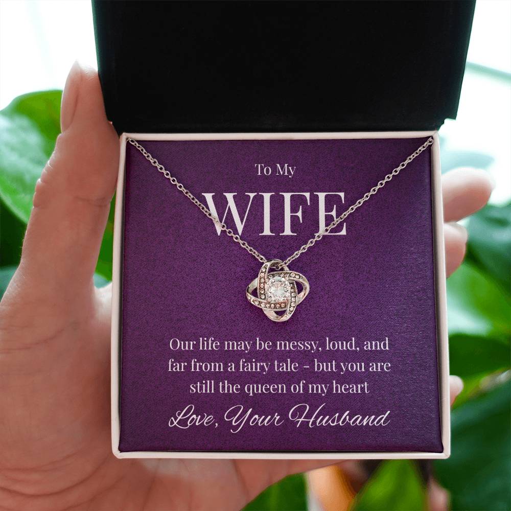 Necklace For Wife, The Queen Of Your Heart