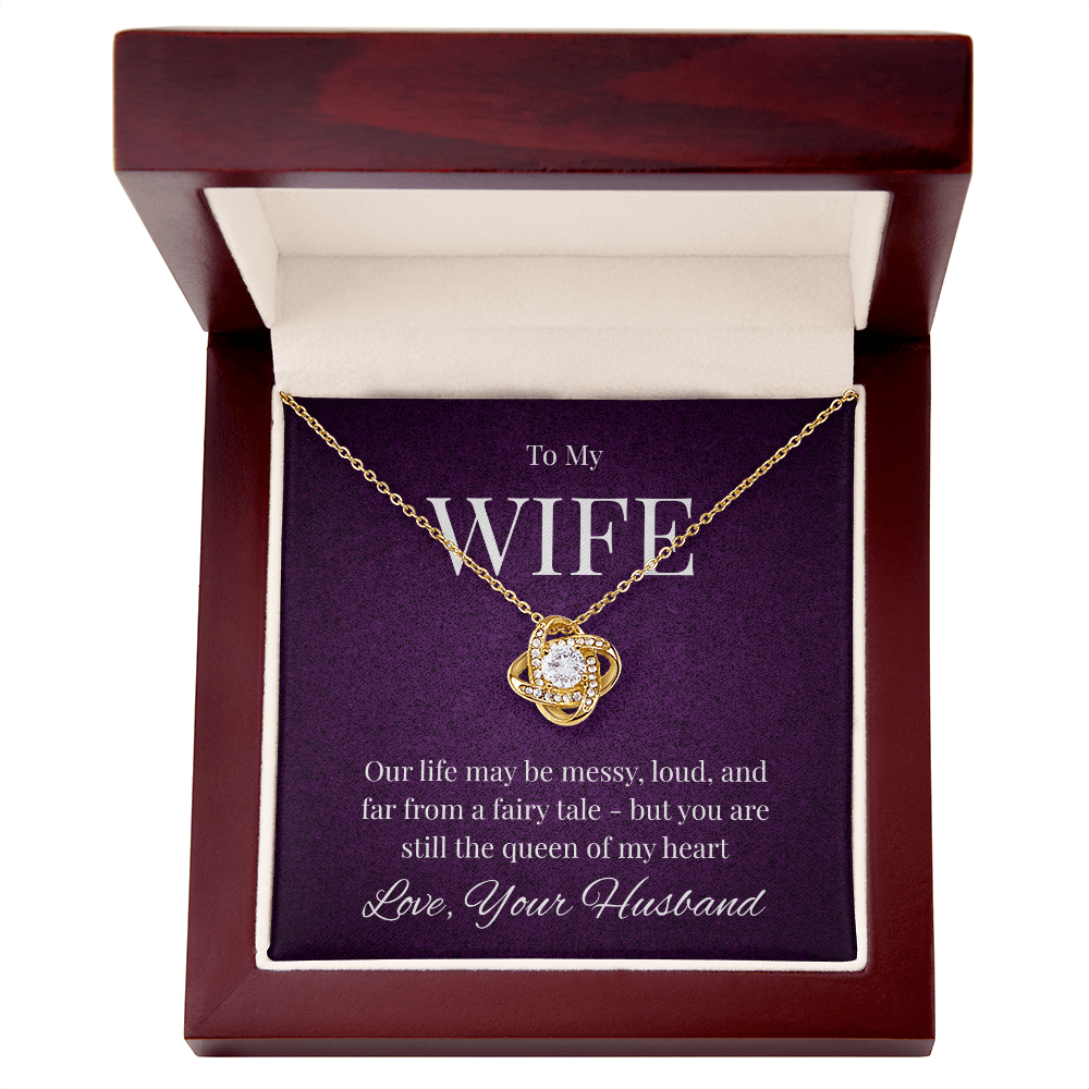 Necklace For Wife, The Queen Of Your Heart